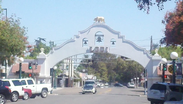 Photograph of Lodi Arch