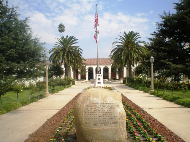 Photograph of Azusa City Hall