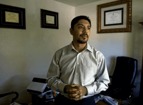Undocumented Immigrant Fights for His Right to Practice Law