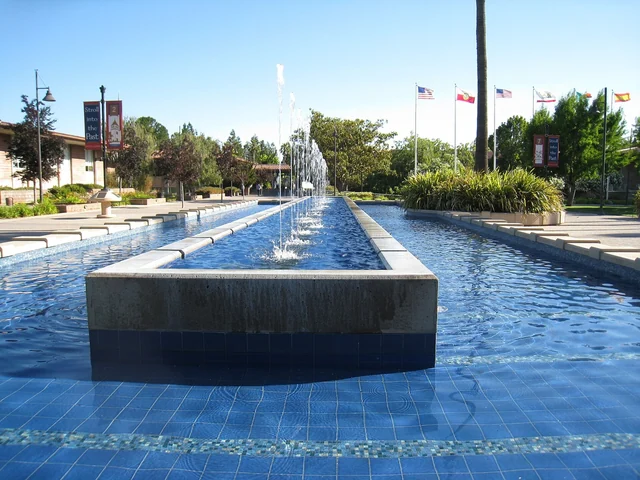 Photograph of Santa Clara City Hall fountain
