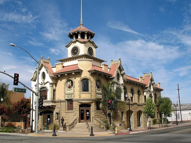 Photograph of Historic Gilroy City Hall