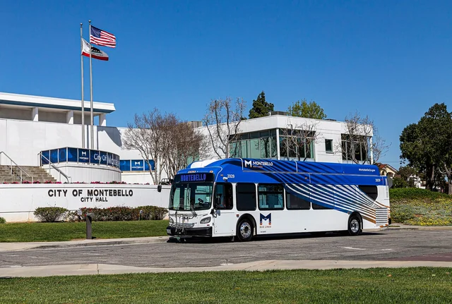 Photograph of Montebello City Hall and city bus